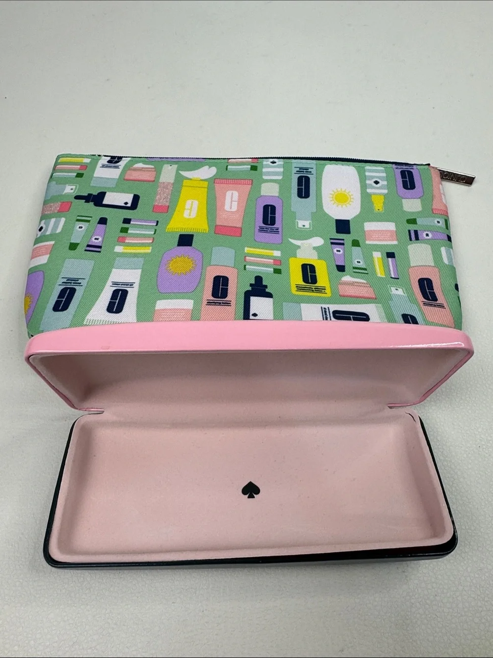 kate spade Green Printed Cosmetic Pouch & Pink Kate Spade Sunglasses Case set